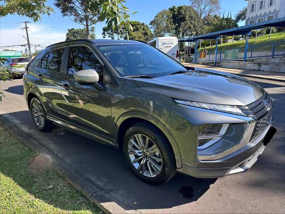 MITSUBISHI ECLIPSE CROSS 1.5 MIVEC TURBO GASOLINA RUSH CVT MITSUBISHI ECLIPSE CROSS 1.5 MIVEC TURBO GASOLINA RUSH CVT